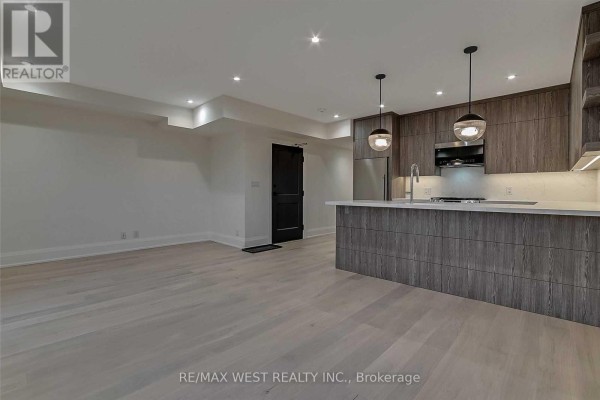 3rd - 201 Cedric Avenue, Toronto, ON M6C3X7 Photo 3