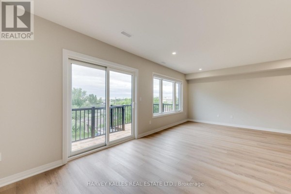 Kitchen - 3rd Floor - 165 Spalding Road, Toronto, ON M3K1K3 Photo 3