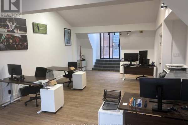 3rd Floor - 37 Prince Arthur Avenue, Toronto, ON M5R1B2 Photo 3