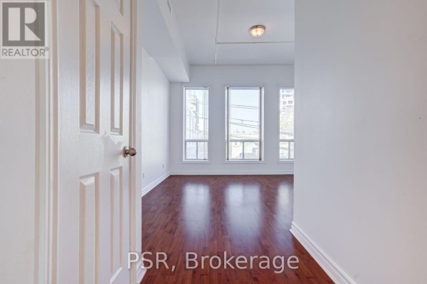 Kitchen - 3rd Floor - 493 Queen Street W, Toronto, ON M5V2B4 Photo 3