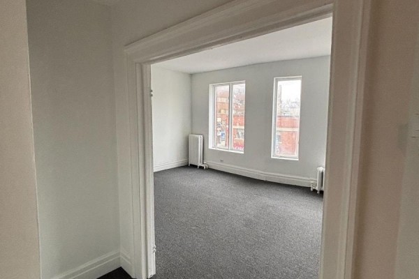 Bedroom - 3rd Floor - 563 Bloor Street W, Toronto, ON M5S1Y6 Photo 4