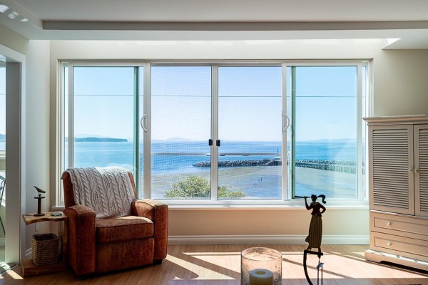 3rd Floor 15165 Marine Drive, White Rock, BC V4B1C5 Photo 3