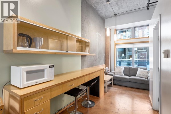 3xx 1529 W 6th Avenue, Vancouver, BC V6J1R1 Photo 3