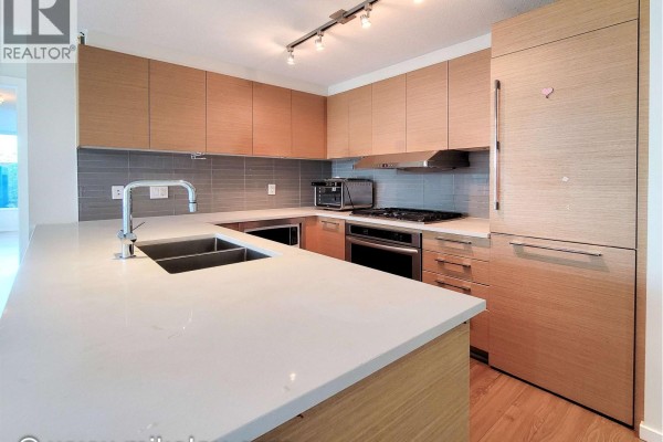 3xx 6658 Dow Ave, Burnaby, BC V5H0C7 Photo 4