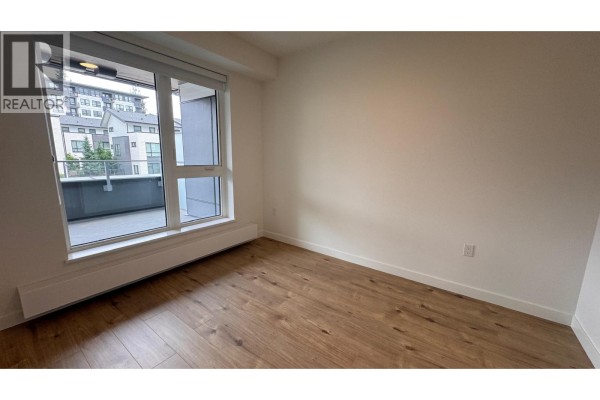 3xx 9688 University Crescent, Burnaby, BC V5A0H5 Photo 4