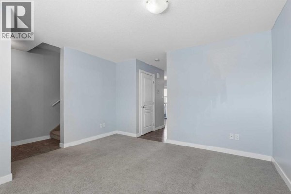 4pc Bathroom - 4, 237 Silkstone Road W, Lethbridge, AB T1J4J9 Photo 5