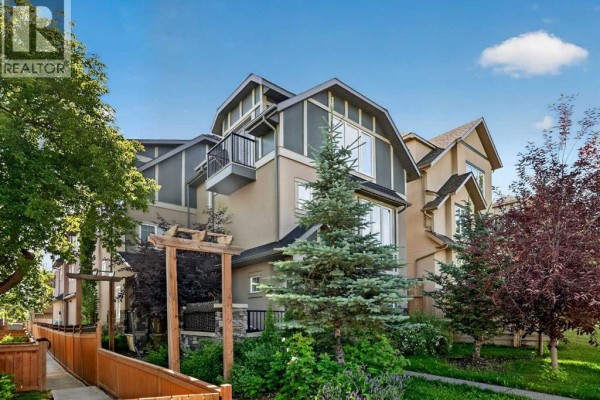 Kitchen - 4, 2416 30 Street Sw, Calgary, AB T2E2M1 Photo 2