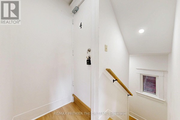 4 - 11 Columbine Avenue, Toronto, ON, photo 3