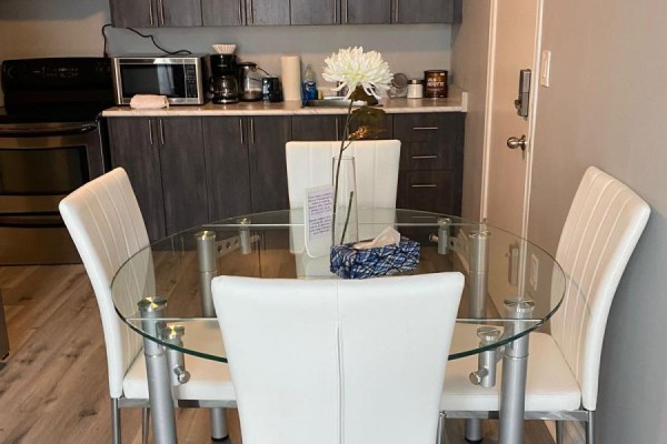 4 - 11 Donald Avenue, Toronto, ON M6M1J7 Photo 4