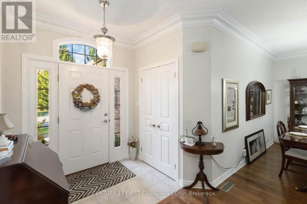 Dining room - 4 - 140 Mcgarrell Drive, London North, ON N6G5J1 Photo 4