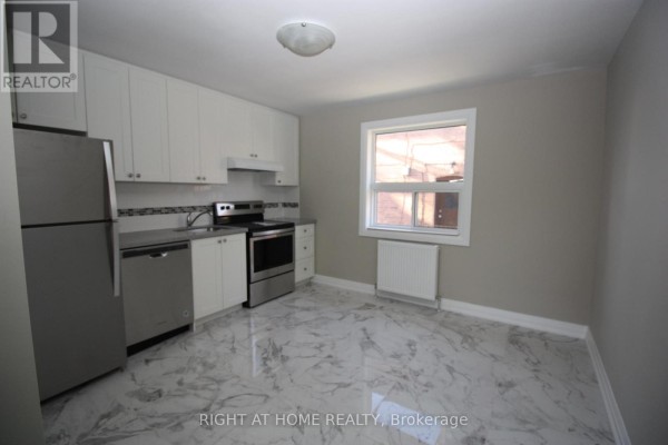 4 - 2 Glen Gordon Road, Toronto