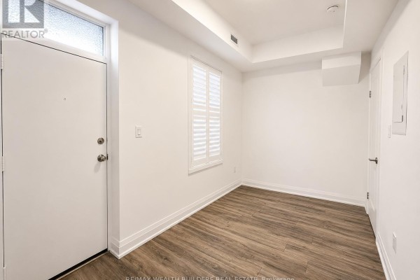4 - 211 Jarvis Street, Toronto, ON M5J2C1 Photo 5
