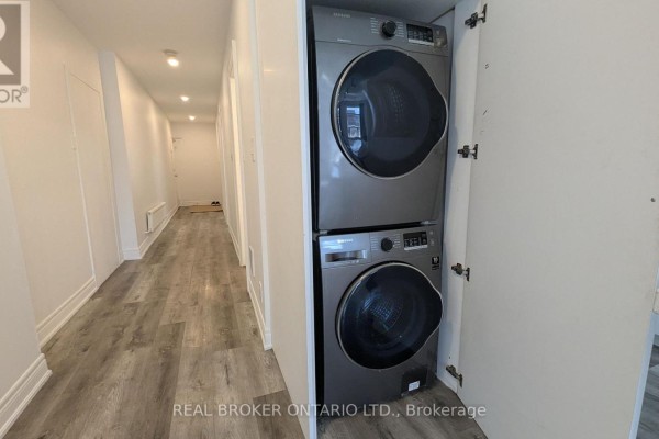 4 - 2199 Gerrard Street E, Toronto, ON M4E2C6 Photo 5
