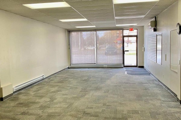 4 - 348 Lakeshore Road E, Mississauga, ON L5G1H5 Photo 4