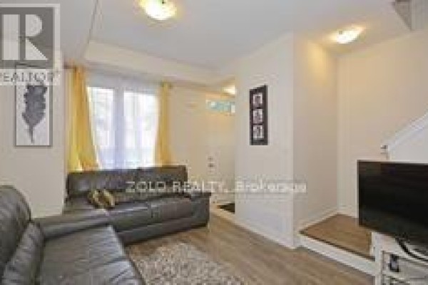Primary Bedroom - 4 - 35 Heron Park Place, Toronto, ON M1E0B8 Photo 4