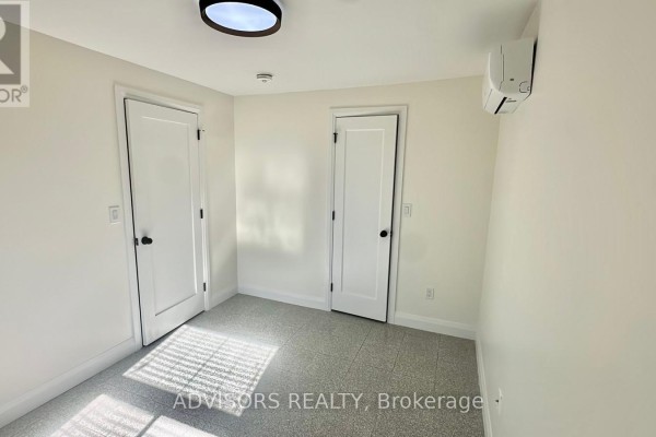 4 - 3717 Lakeshore Boulevard W, Toronto, ON M8W1P8 Photo 5