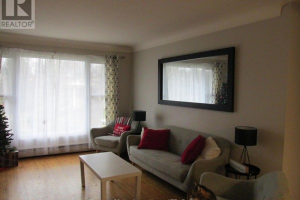 Bedroom 2 - 4 - 377 Glenridge Avenue, St  Catharines, ON L2T3K8 Photo 5