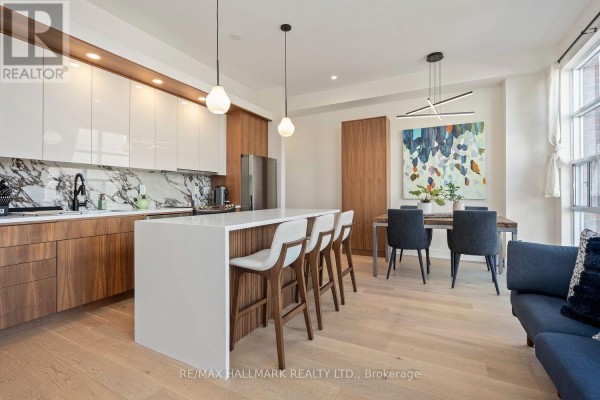 Kitchen - 4 - 39 Dekoven Mews, Toronto, ON M6P4H5 Photo 4