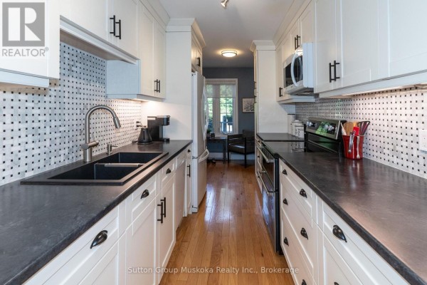 4 - 44 King William Street, Huntsville, ON P1H1G3 Photo 4