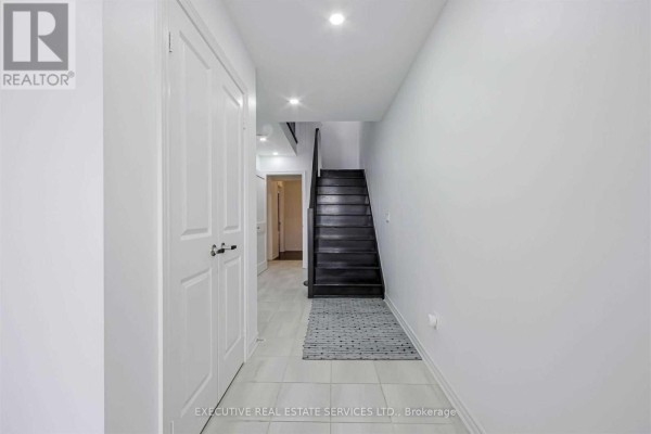 4 - 50 Edinburgh(basement) Drive, Brampton, ON L6Y1N9 Photo 3