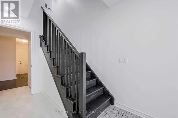 4 - 50 Edinburgh(basement) Drive, Brampton, ON L6Y1N9 Photo 5