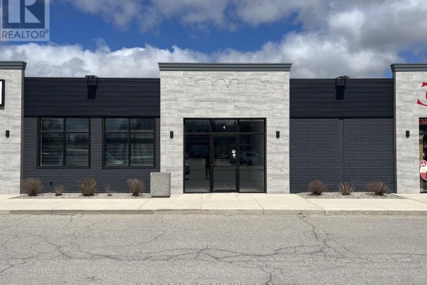 4 - 51 Front Street E, Strathroy Caradoc, ON, photo 2