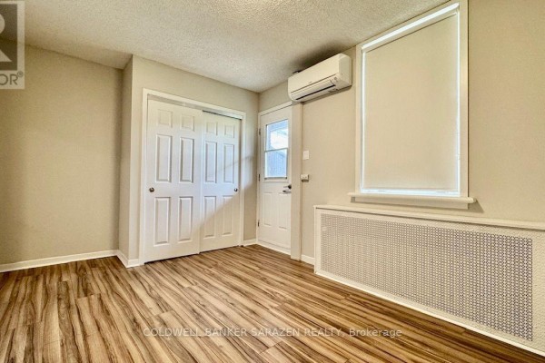 Bathroom - 4 - 58 Parent Avenue, Ottawa, ON K1N7A8 Photo 5