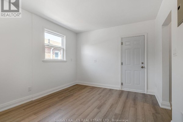 Dining room - 4 - 8 Markdale Avenue, Toronto, ON M6C1S9 Photo 4