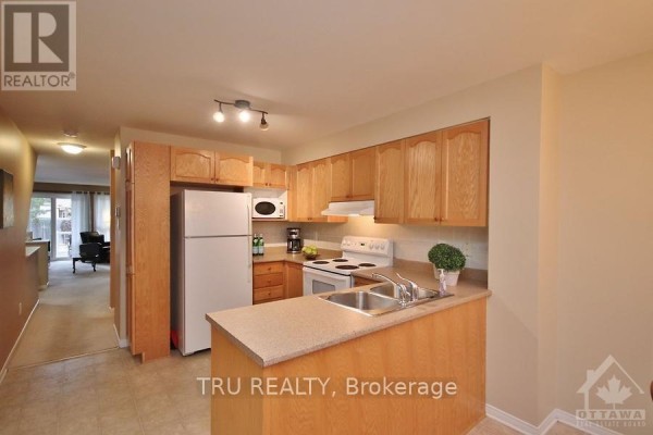 4 - 835 Longfields Drive, Ottawa, ON K2J5N2 Photo 5