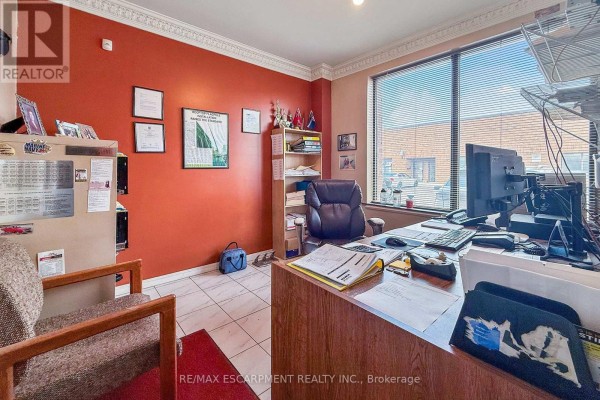 4 & 12 - 8540 Keele Street, Vaughan, ON L4K2N2 Photo 5