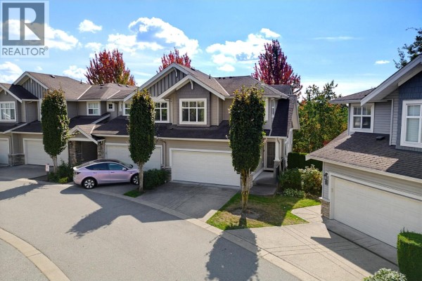 4 11282 Cottonwood Drive, Maple Ridge, BC V2X8W7 Photo 2