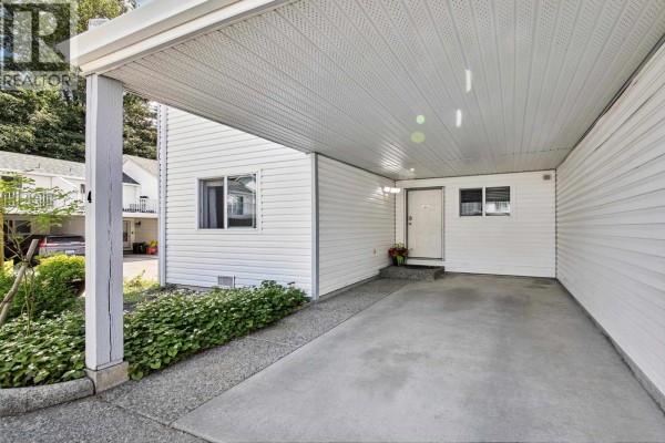 4 12070 207a Street, Maple Ridge, BC V2X9X9 Photo 4