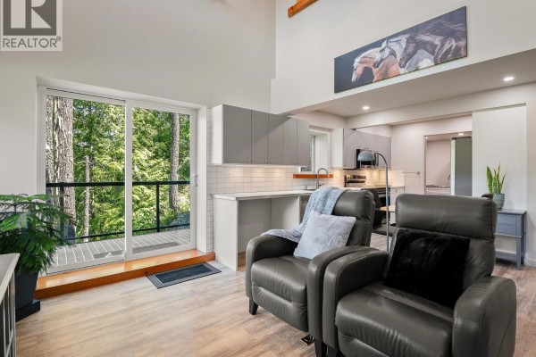 4 1307 Eagle Drive, Pemberton, BC V0N2L0 Photo 3