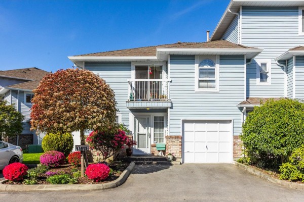 4 13919 70 Avenue, Surrey, BC V3W0A1 Photo 2