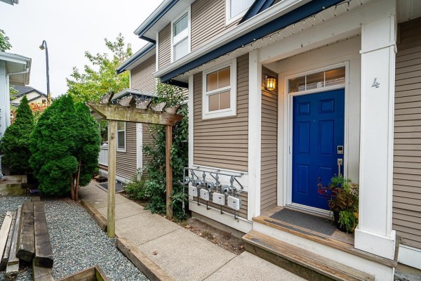 4 18055 70th Avenue, Surrey, BC, photo 2