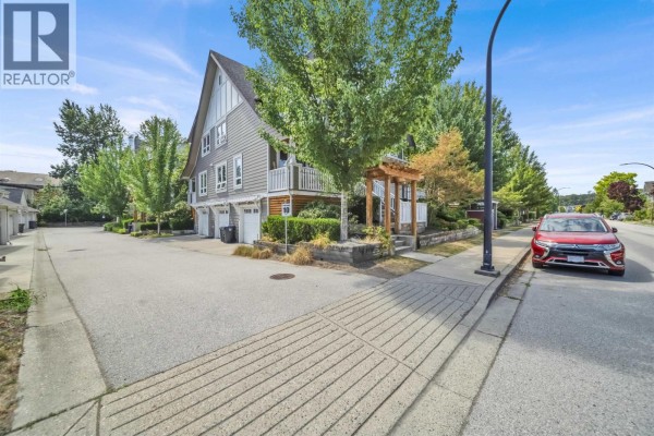 4 218 Camata Street, New Westminster, BC V3M0H8 Photo 2