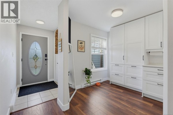 Primary Bedroom - 4 2563 Millstream Rd, Langford, BC V9B6N2 Photo 4