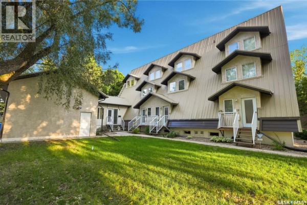 4 2855 Lacon Street, Regina