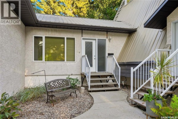 Kitchen - 4 2855 Lacon Street, Regina, SK S4N2A9 Photo 2