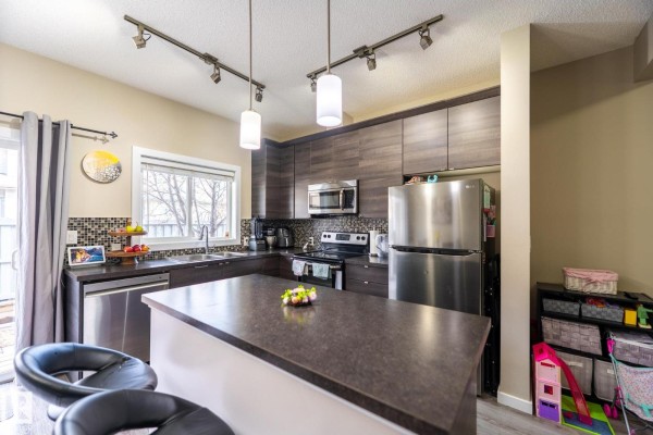 Primary Bedroom - #4 3710 Allan Dr Sw, Edmonton, AB T6W2C4 Photo 5
