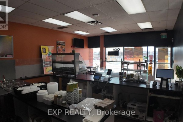 4 475 Westney Road, Ajax, ON L1T4H3 Photo 4