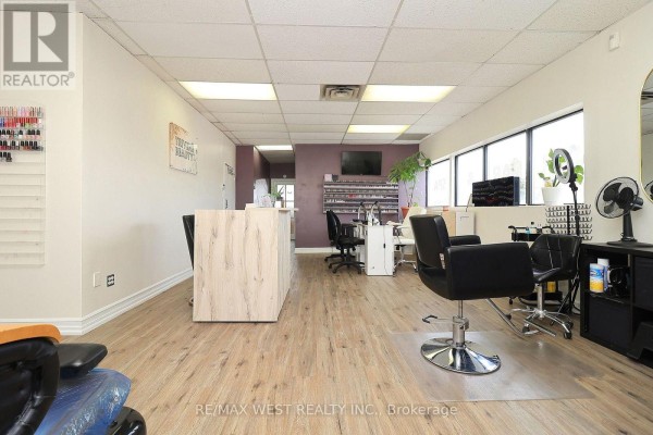 4-5 - 3702 Kingston Road, Toronto, ON M1J3H3 Photo 5