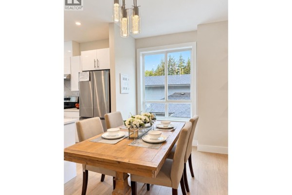 4 6095 Rosewood Place, Sechelt, BC V7Z0P9 Photo 5