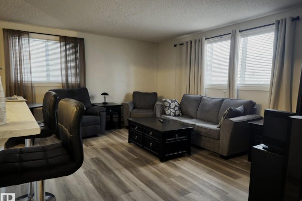 #4 6120 118 Av Nw, Edmonton, AB T5W1E8 Photo 4