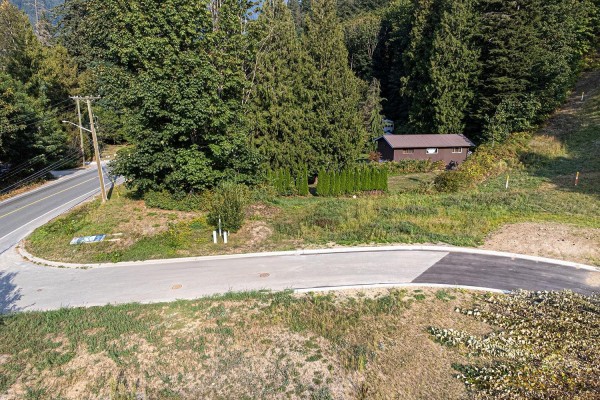 4 66026 Kawkawa Lake Road, Hope, Hope, BC V0X1L1 Photo 4