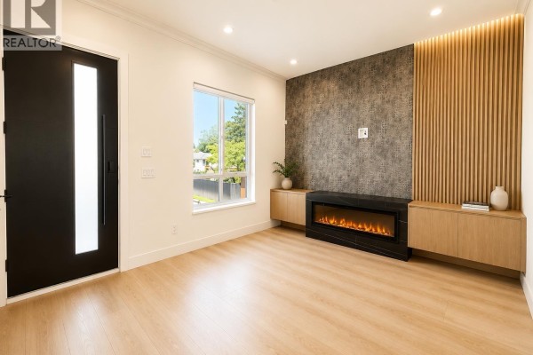 4 6692 Napier Street, Burnaby, BC V5B2C3 Photo 5