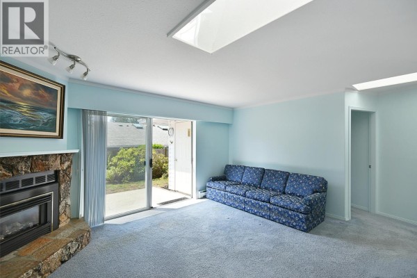 4 783 Reed Road, Gibsons, BC V0N1V7 Photo 5