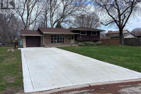 4 Beechwood Court, St  Catharines, ON, photo 2