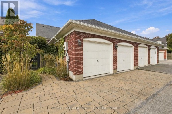 4 Blackbird Street, Niagara On The Lake, ON L0S1J0 Photo 5
