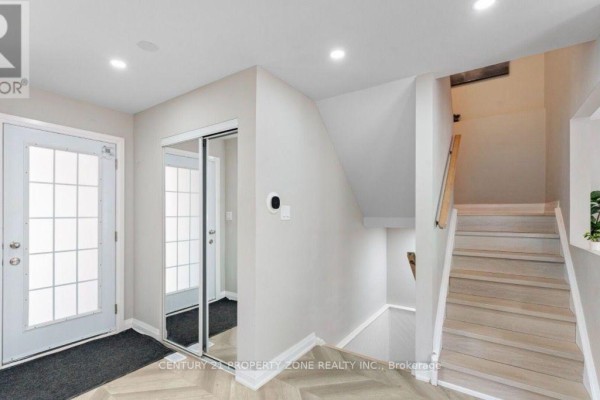 4 Borden Hill Court, Brampton, ON L6S3K7 Photo 4